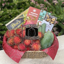 Load image into Gallery viewer, Christmas Exotic Fruit Gift Hampers - The Thorny Fruit Co