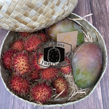Load image into Gallery viewer, Christmas Exotic Fruit Gift Hampers - The Thorny Fruit Co