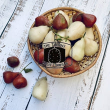 Load image into Gallery viewer, Water Apples. Bell Apples. Wax Apples. Love Apples. Jambu Air - The Thorny Fruit Co