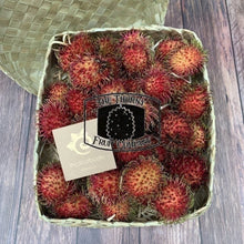 Load image into Gallery viewer, Christmas Exotic Fruit Gift Hampers - The Thorny Fruit Co