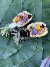 Load image into Gallery viewer, [PRE-ORDER] Fresh Banana Leaves bundled - The Thorny Fruit Co