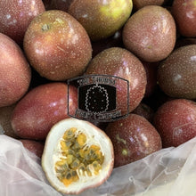 Load image into Gallery viewer, [PRE-ORDER] Passionfruit. Markisa. Passiflora edulis - The Thorny Fruit Co