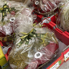 Load image into Gallery viewer, [SOLD OUT] Christmas Durian Gift Hampers - The Thorny Fruit Co